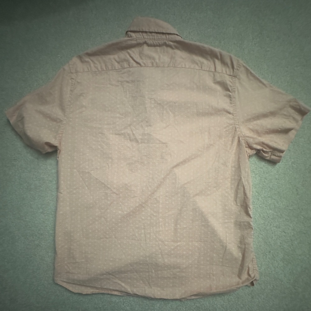 Banana Republic Shirt -Men’s Size L - Light Pink - Short Sleeve Button Up Shirt - Picture 3 of 5